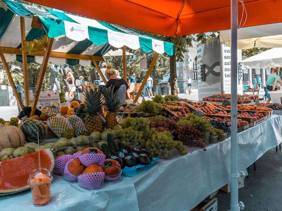 Η αγορά της Λουμπλιάνα σταματά στη Σλοβενία παζλ online