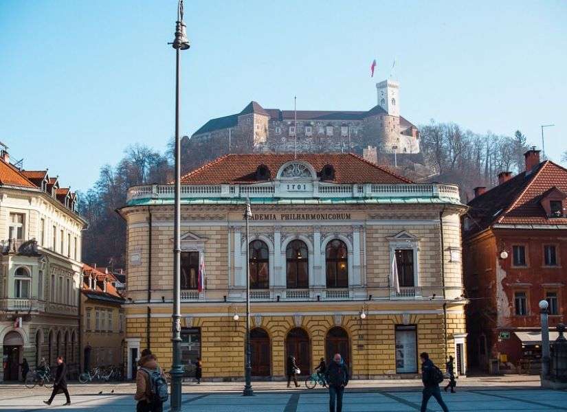 Ljubljana Congress Square Slovenia pussel på nätet