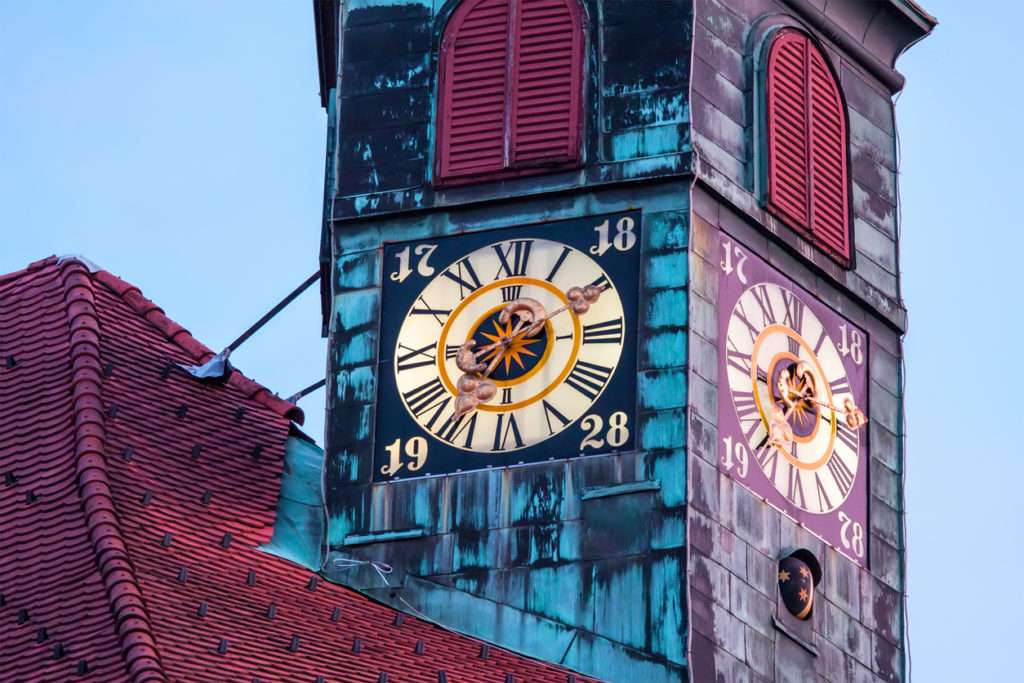 Torre del reloj de la ciudad vieja de Ljubljana Eslovenia rompecabezas en línea