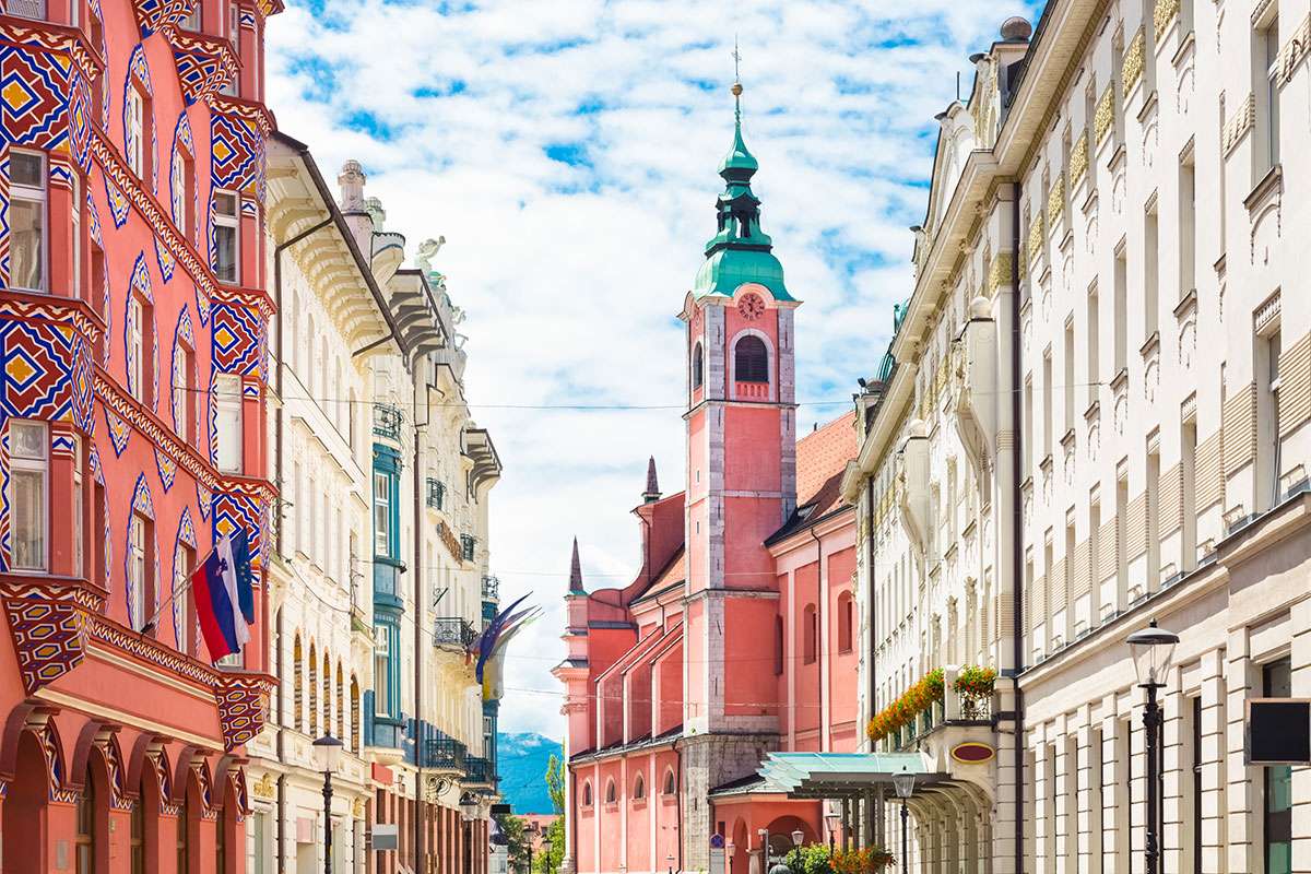 Любляна старый город Словения пазл онлайн