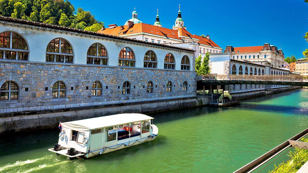Hlavní město Lublaně ve Slovinsku online puzzle