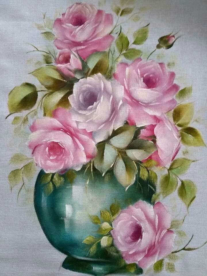 Florero de pintura con rosas rompecabezas en línea