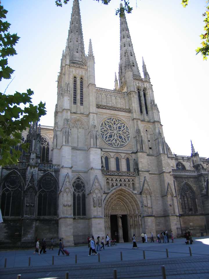 Saint André cathedral jigsaw puzzle online