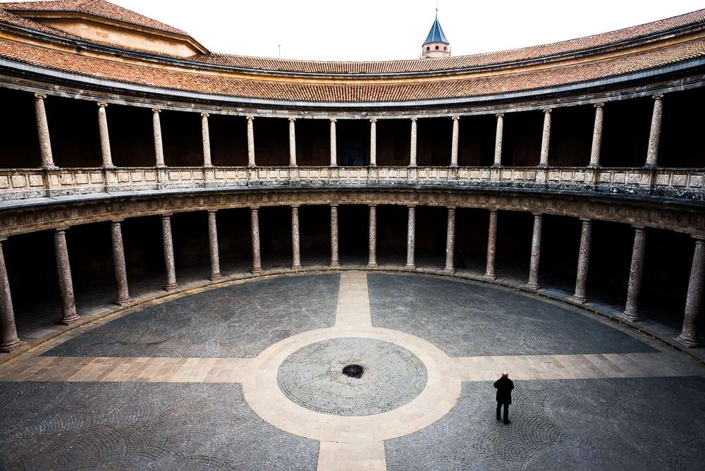 PALACE OF CHARLES V - GRANADA Pussel online