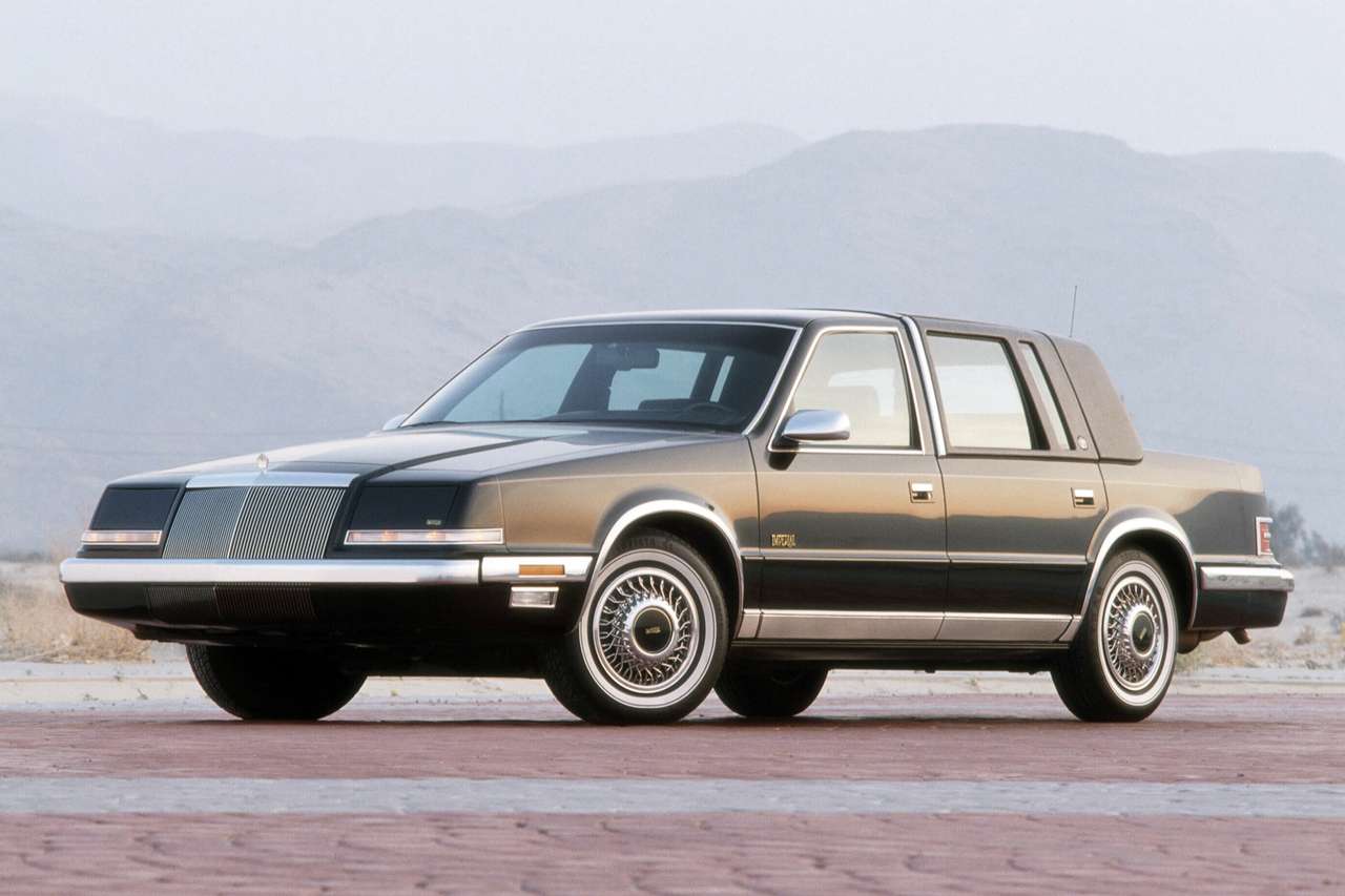 1990 Chrysler Imperial pussel på nätet