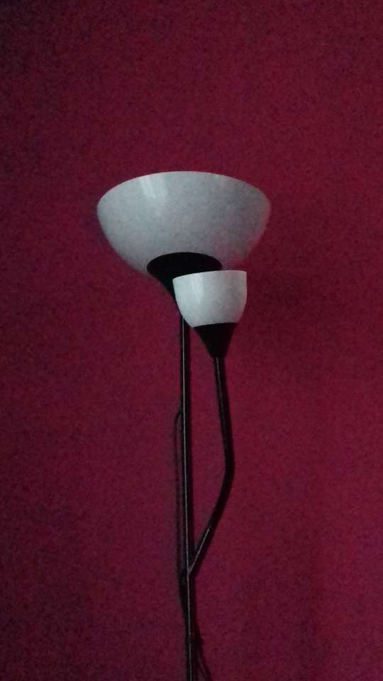 Lámpara de casa rompecabezas en línea