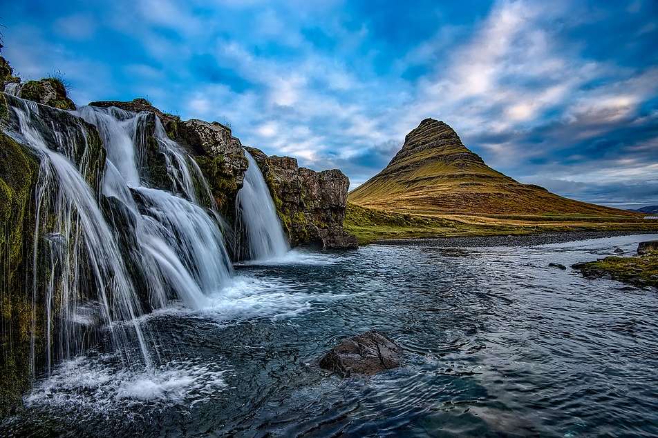 Islândia - cachoeira quebra-cabeças online