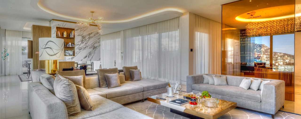 „Princess Grace Suite“ Hotel de Paris v Monaku skládačky online