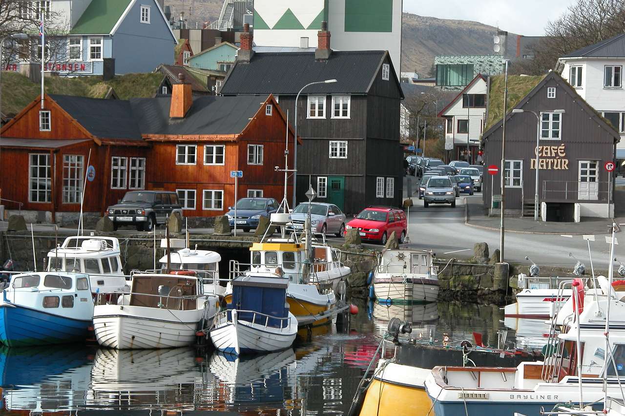 Tórshavn - Färöarna Pussel online