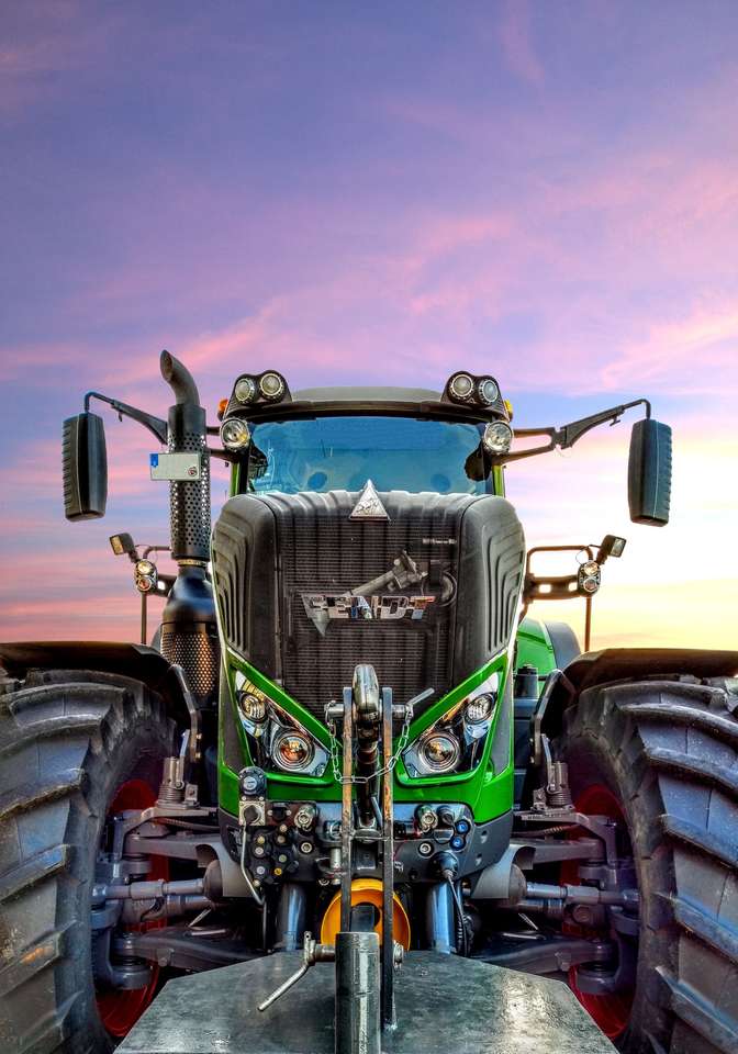 Traktor bei Sonnenaufgang Online-Puzzle