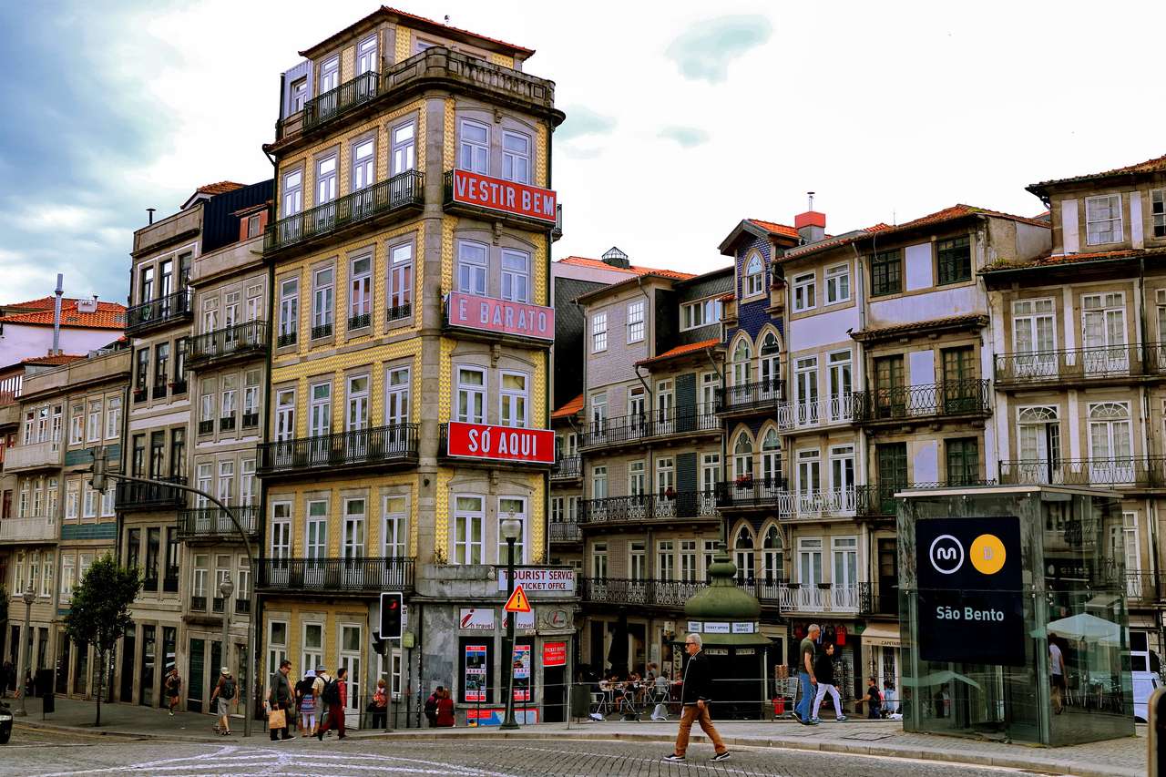 PORTO - PORTUGÁLIA utcája online puzzle
