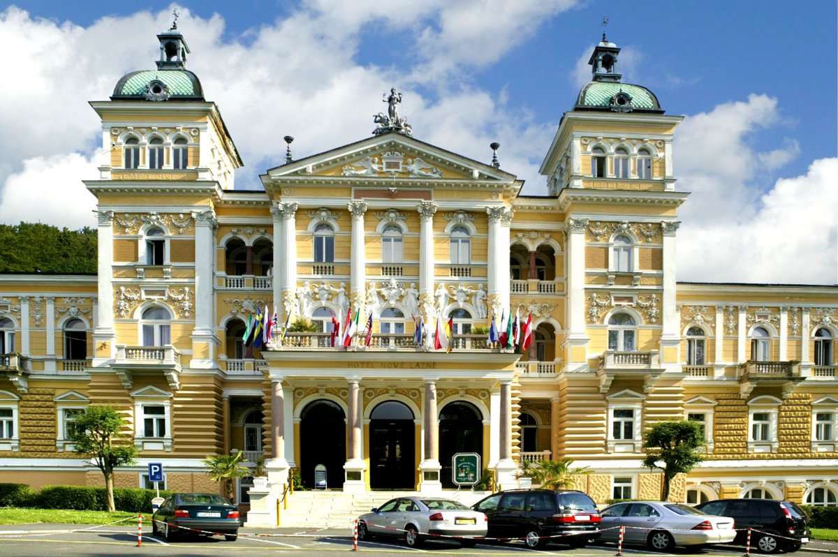 Ville thermale de Marienbad en République tchèque puzzle en ligne