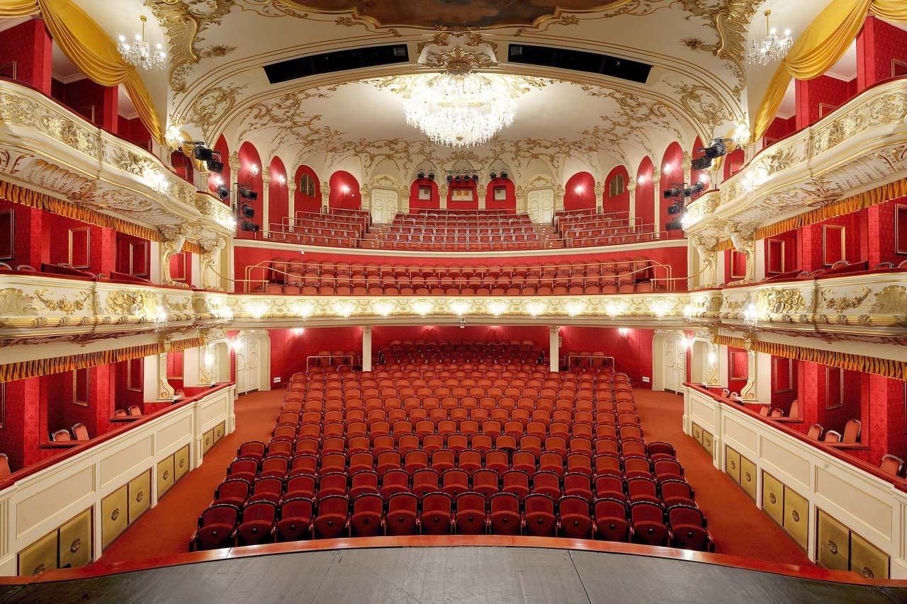 Θέατρο Οστράβα Τσεχία παζλ online