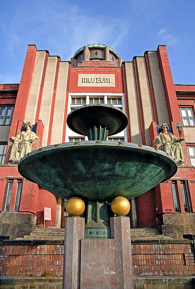 Музей Градец Кралове в Чехії пазл онлайн