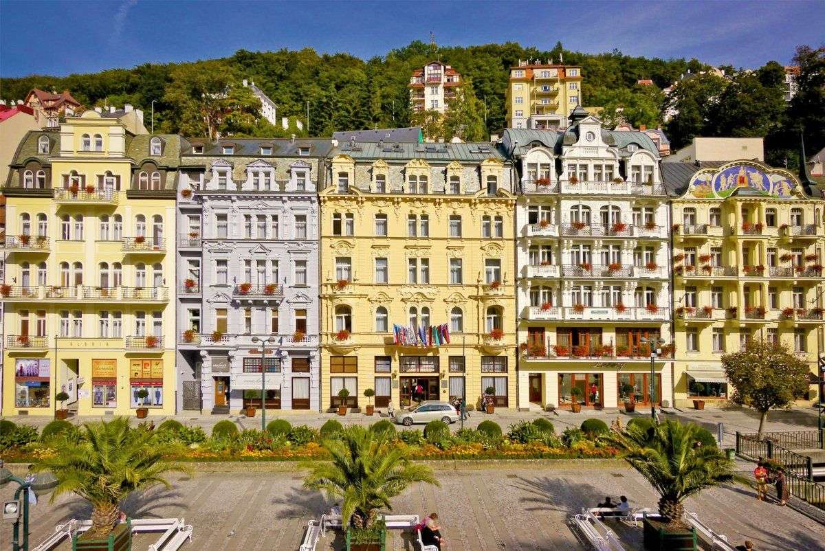 Karlovy Vary Spa i Tjeckien Pussel online