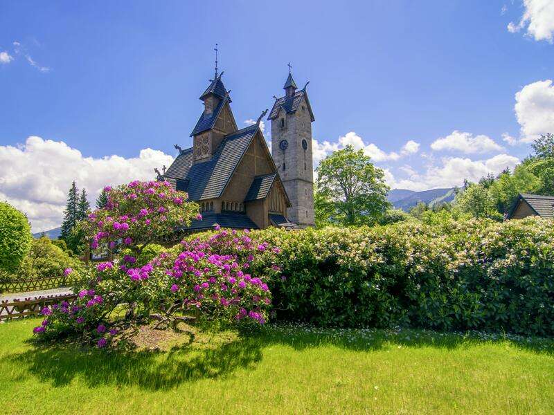 Giant Mountains stave church Czech Republic jigsaw puzzle online