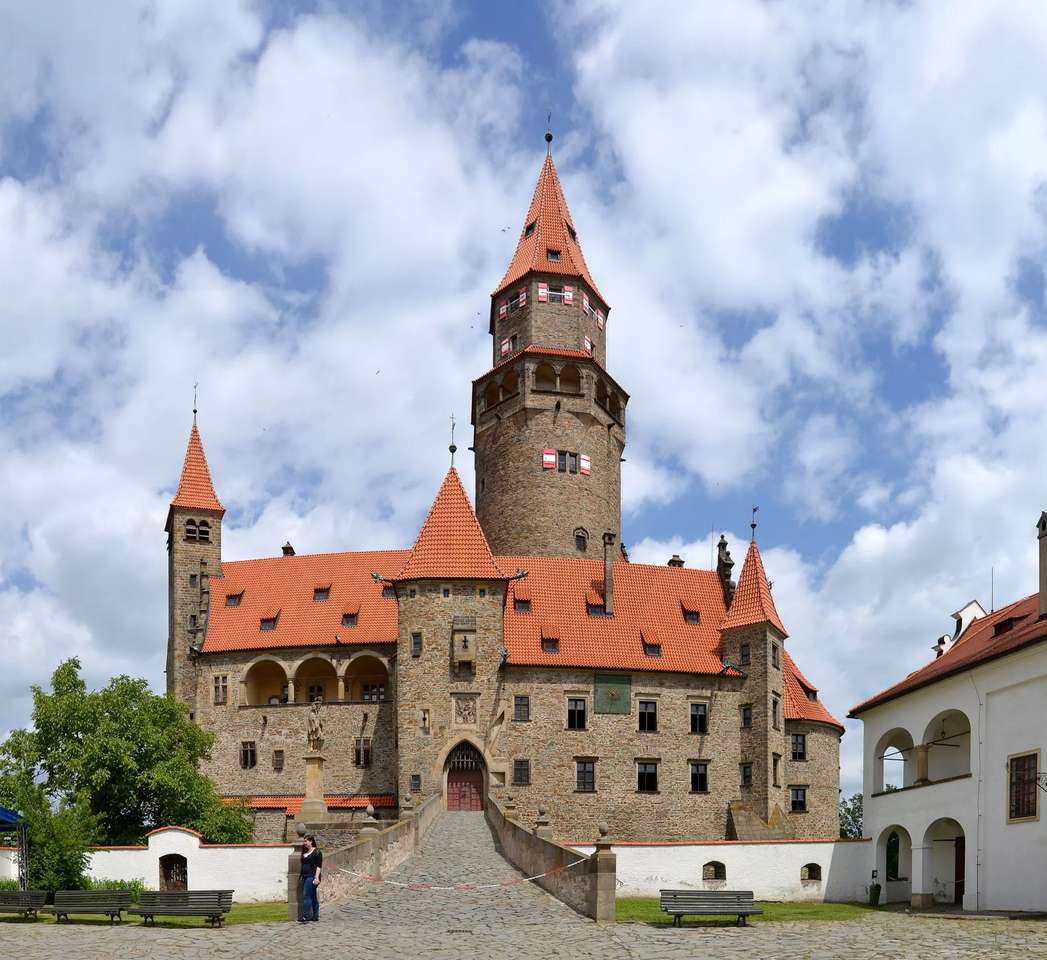 Bouzov slott Tjeckien Pussel online