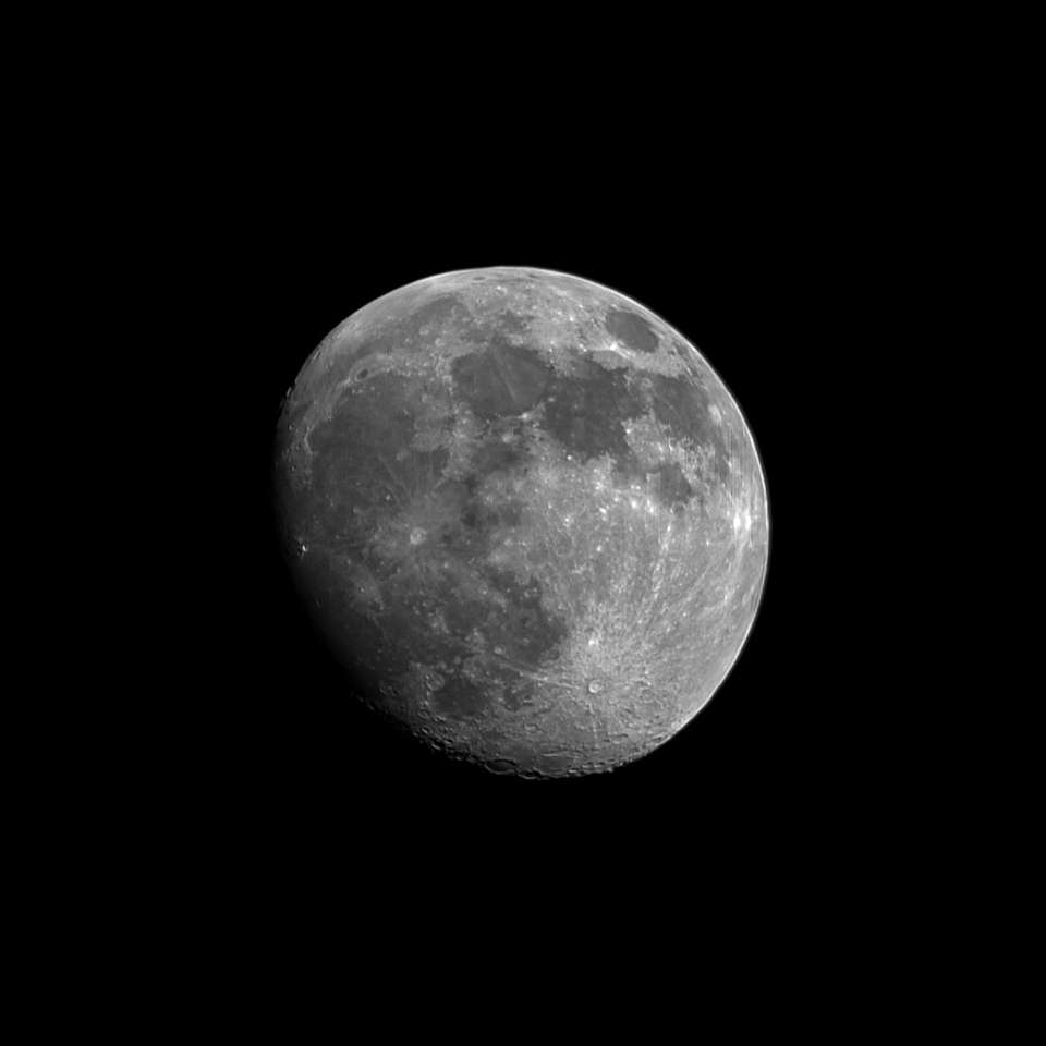 gråskalefoto av fullmåne Pussel online