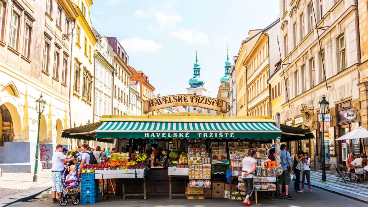 Praagse marktkramen Tsjechië online puzzel