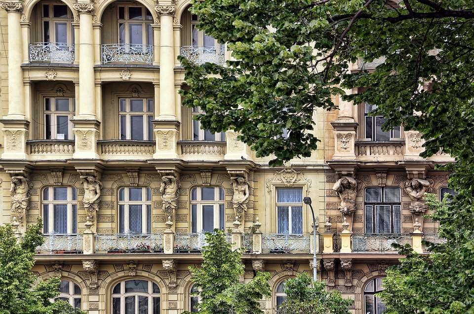 Prága ház homlokzata Csehország kirakós online