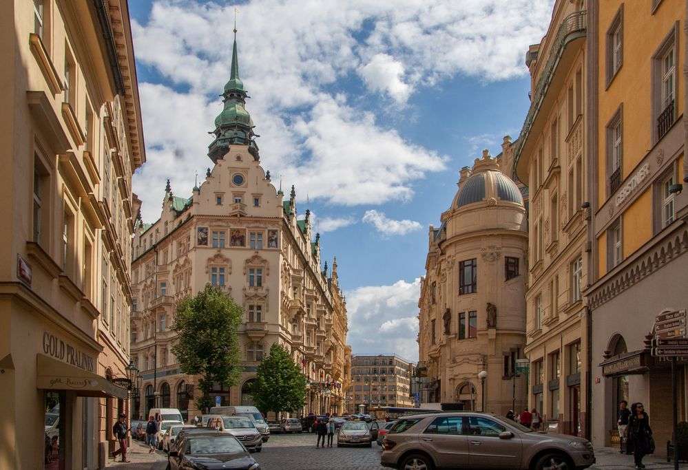 Praga no centro da República Tcheca puzzle online