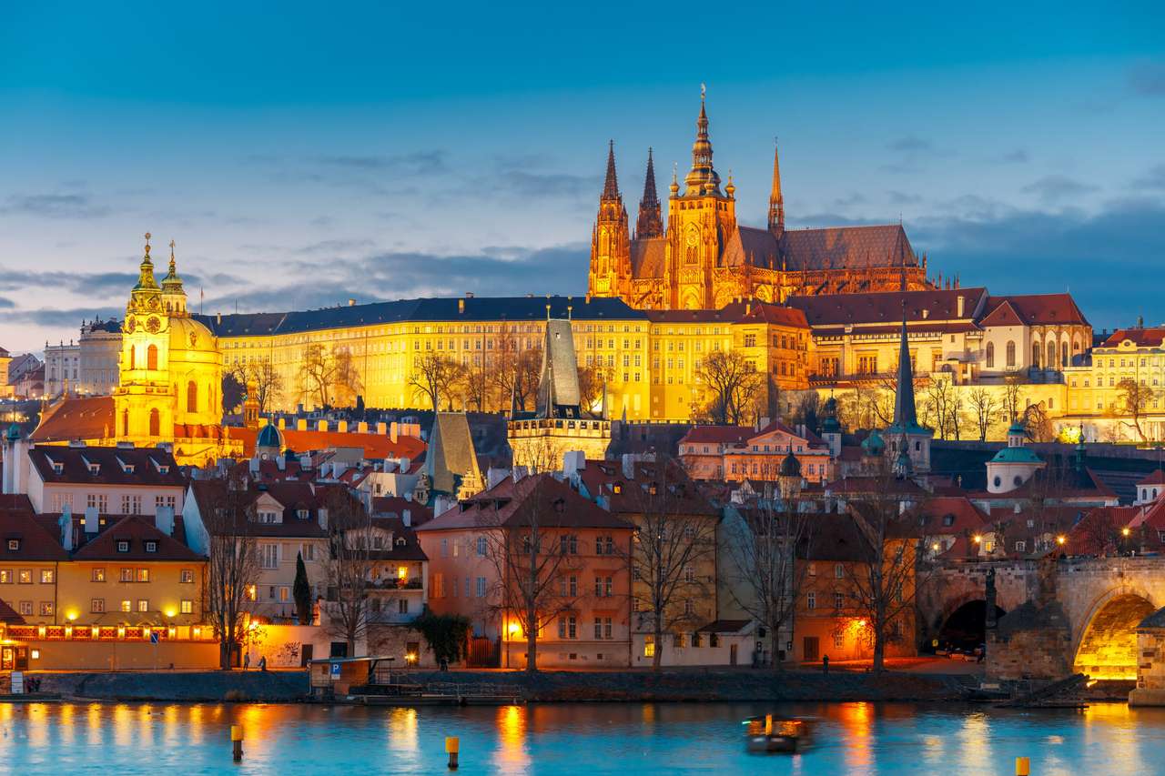 Prag stadsbild Tjeckien Pussel online