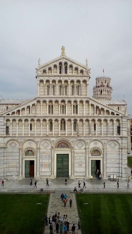 Katedralen i Pisa Pussel online