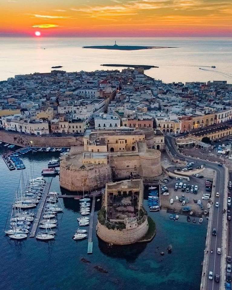 Provincie Gallipoli Lecce Puglia Itálie online puzzle
