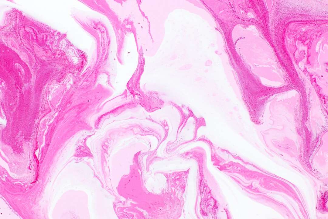 roze en wit abstract schilderij legpuzzel online
