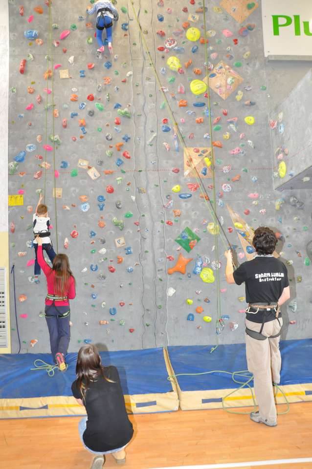 climbing wall online puzzle