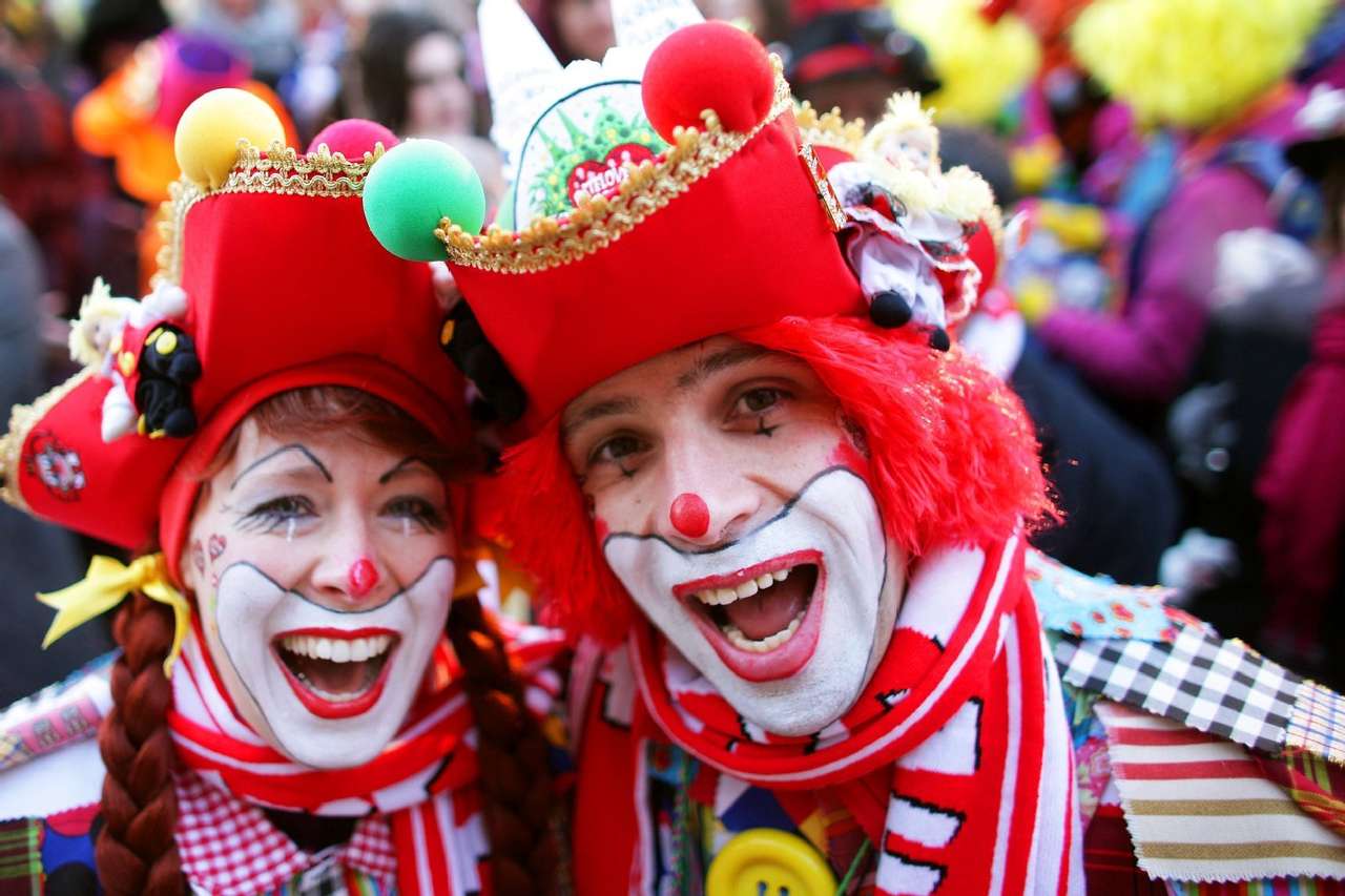 Clowner i Köln pussel på nätet