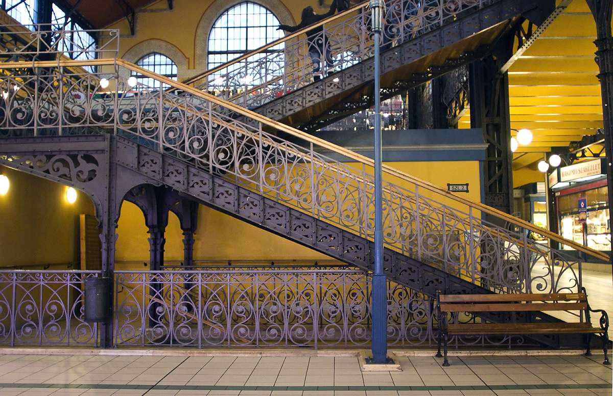 Escalier Nagycsarnok - BUDAPEST puzzle en ligne