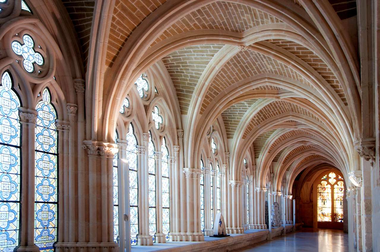 Atrium av ett kloster - SPANIEN Pussel online