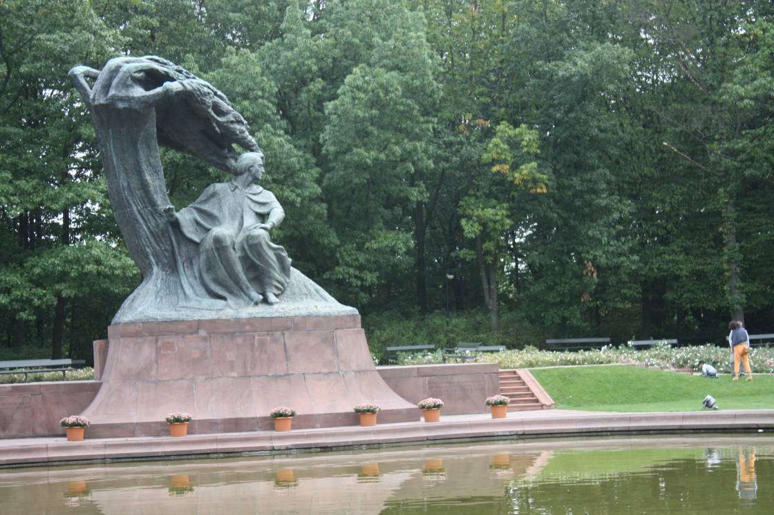 Monument voor Chopin legpuzzel online