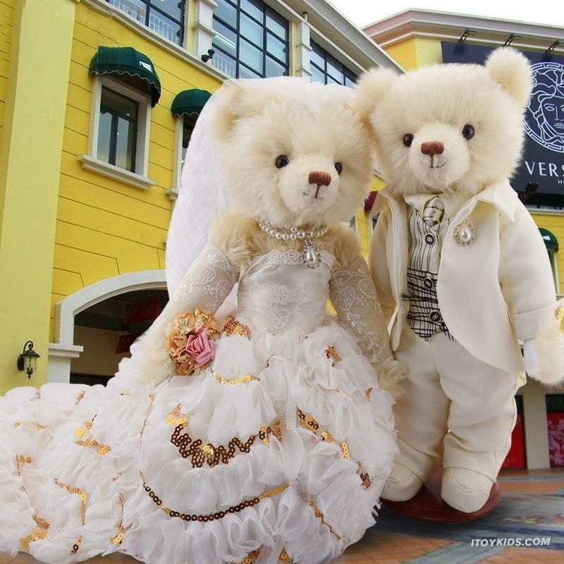 Menschen als Teddybären verkleidet Online-Puzzle