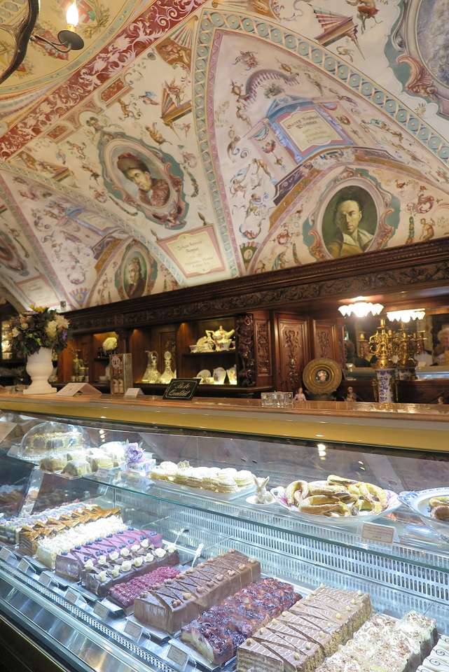 Bratislava Kormuth pastry shop in Slovakia online puzzle