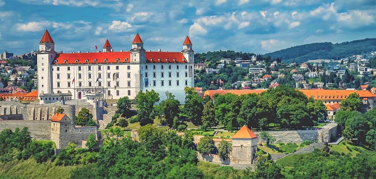 Μπρατισλάβα στη Σλοβακία παζλ online