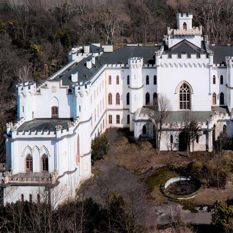 Castillo Rusovce en Eslovaquia rompecabezas en línea