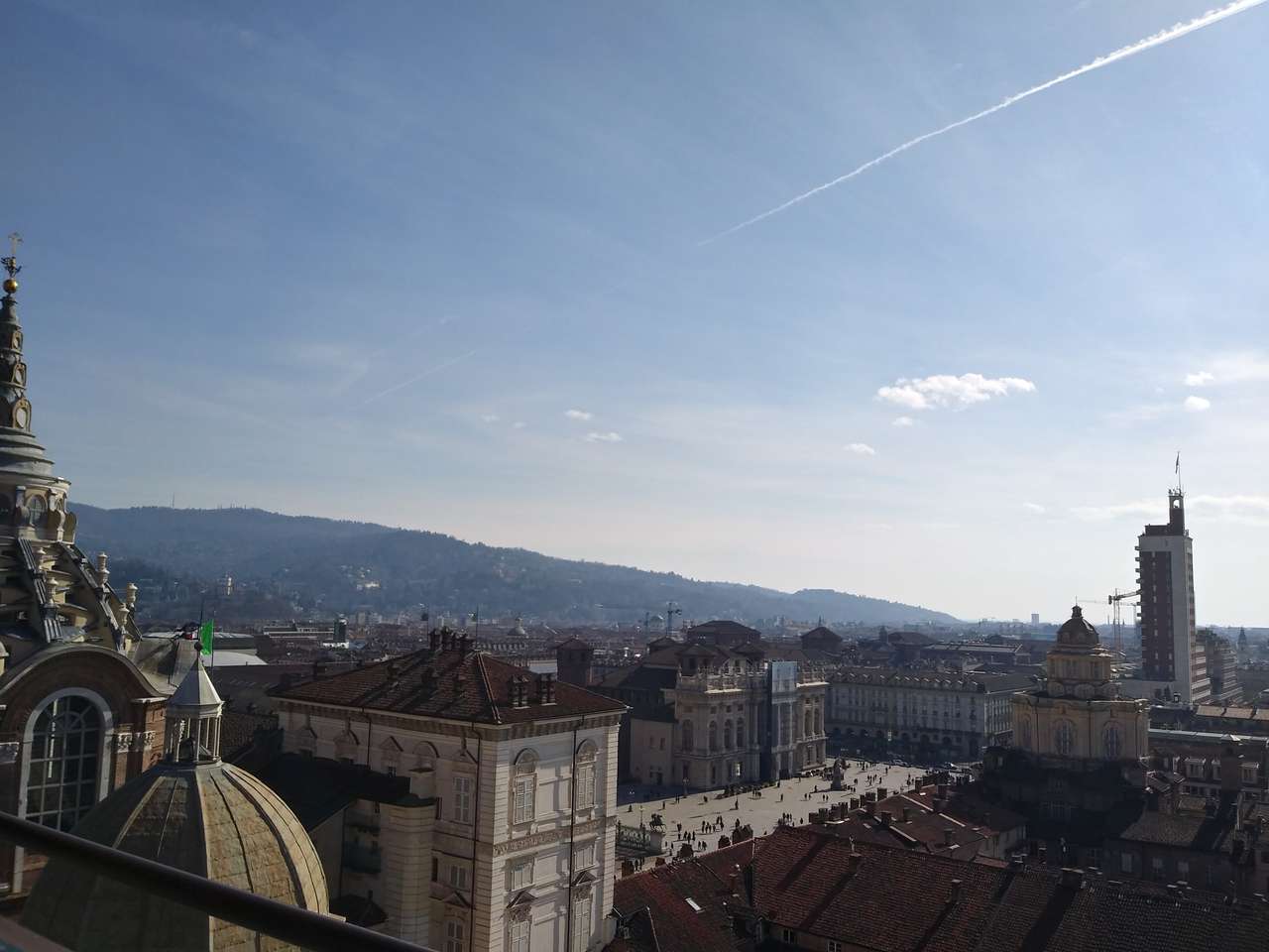 En vy över Turin pussel på nätet