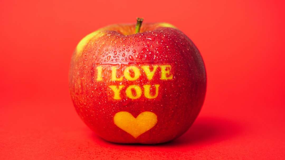 rot und weiß ich liebe dich bedruckter Apfel Puzzlespiel online