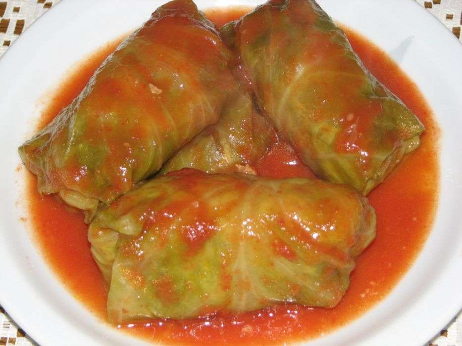 stuffed cabbage in tomato sauce jigsaw puzzle online