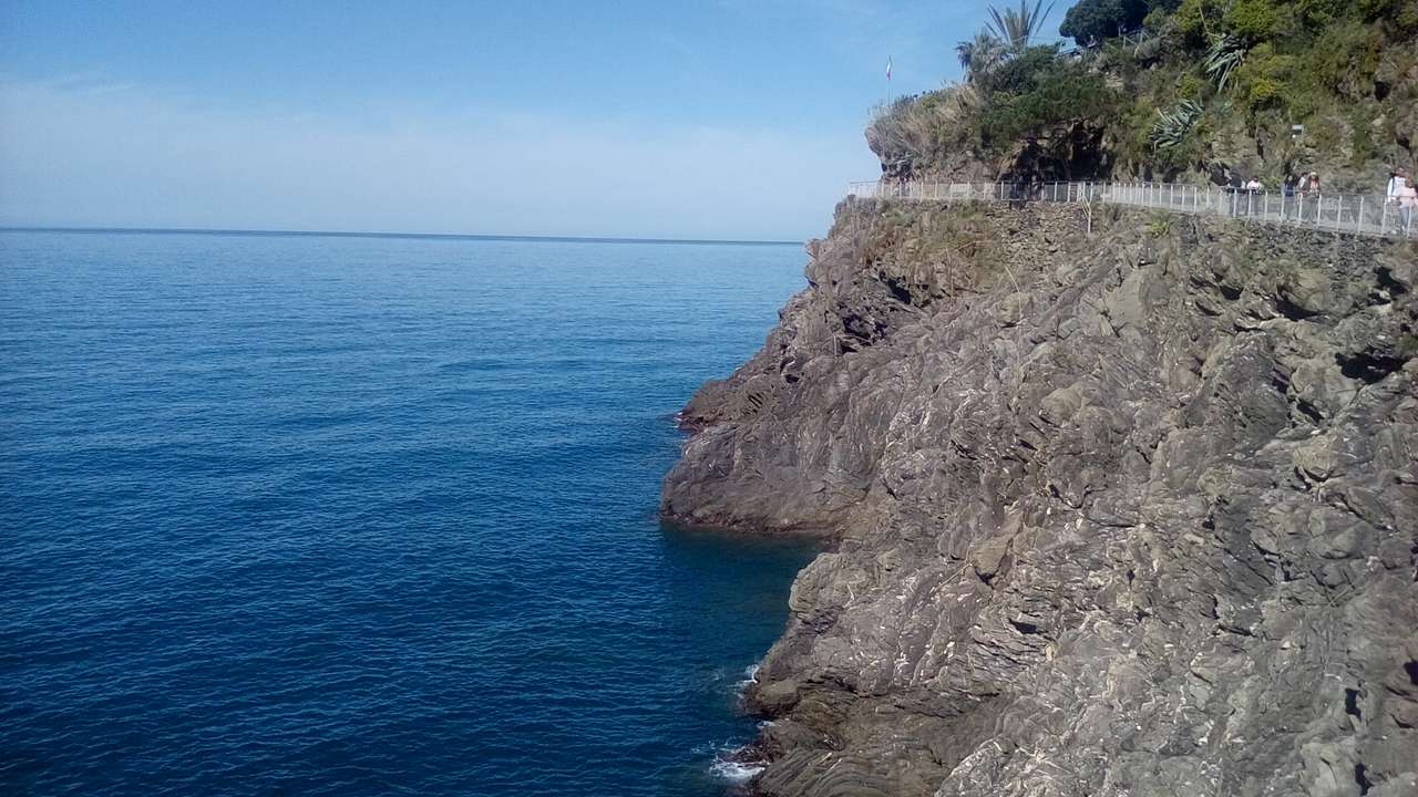 Séta a Cinque Terre-ben kirakós online