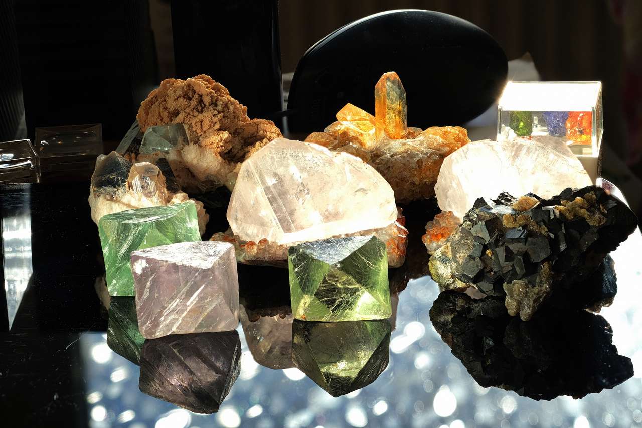 Minerali puzzle online