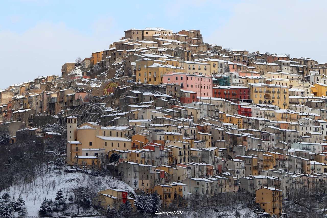 χιόνι στο Calitri AV Ιταλία παζλ online