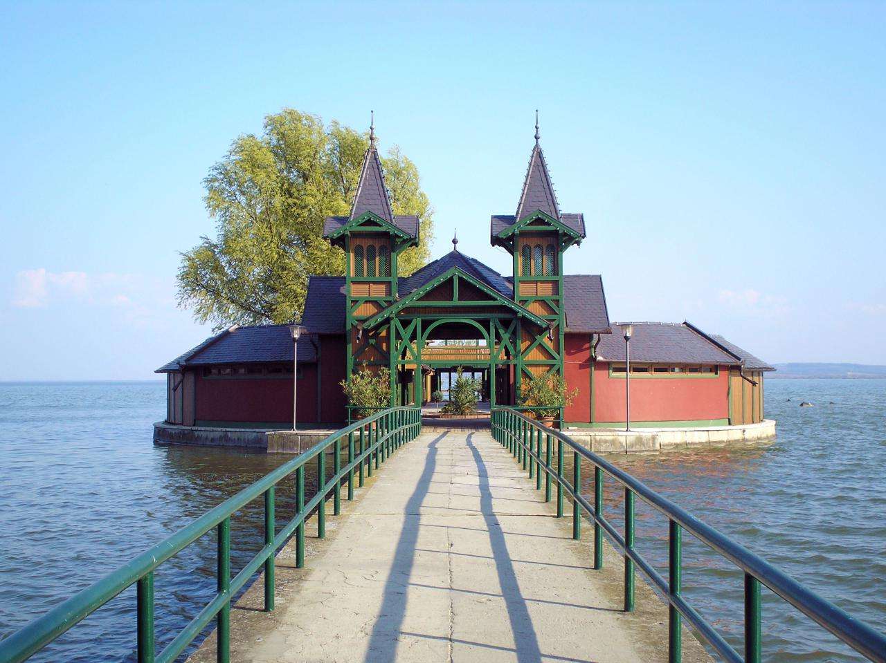 Keszthely aan het Balatonmeer in Hongarije online puzzel