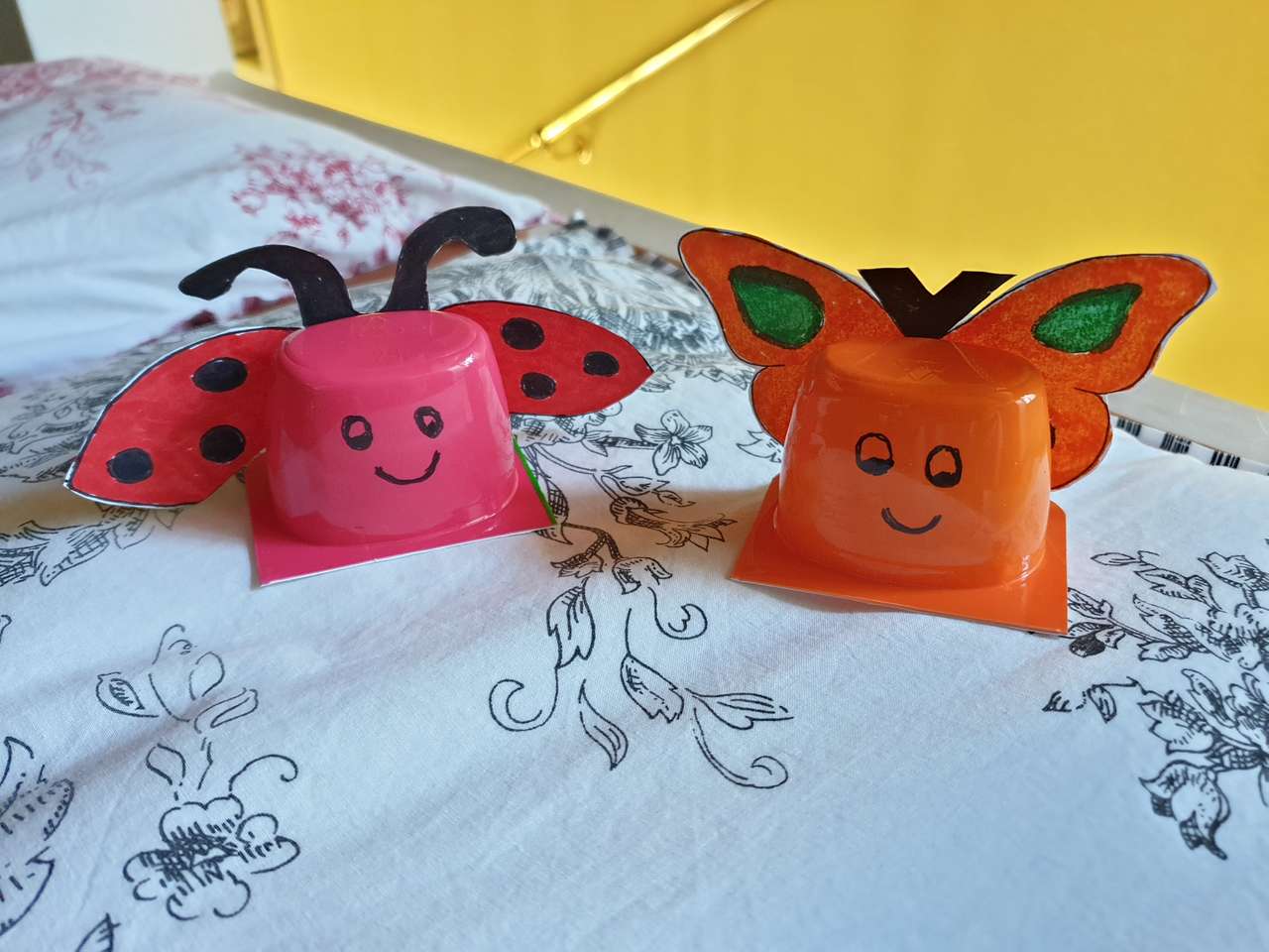Schmetterling und Marienkäfer Puzzlespiel online
