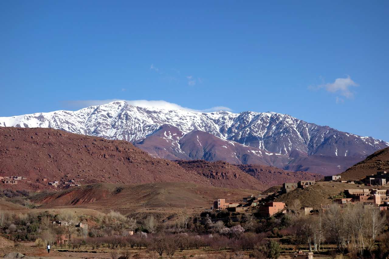 Atlasbergen i Marocko pussel på nätet