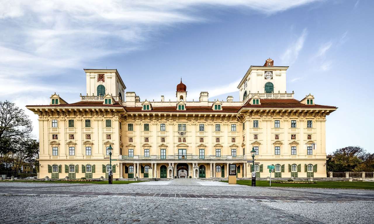 Esterhazy Palace in Hongarije online puzzel