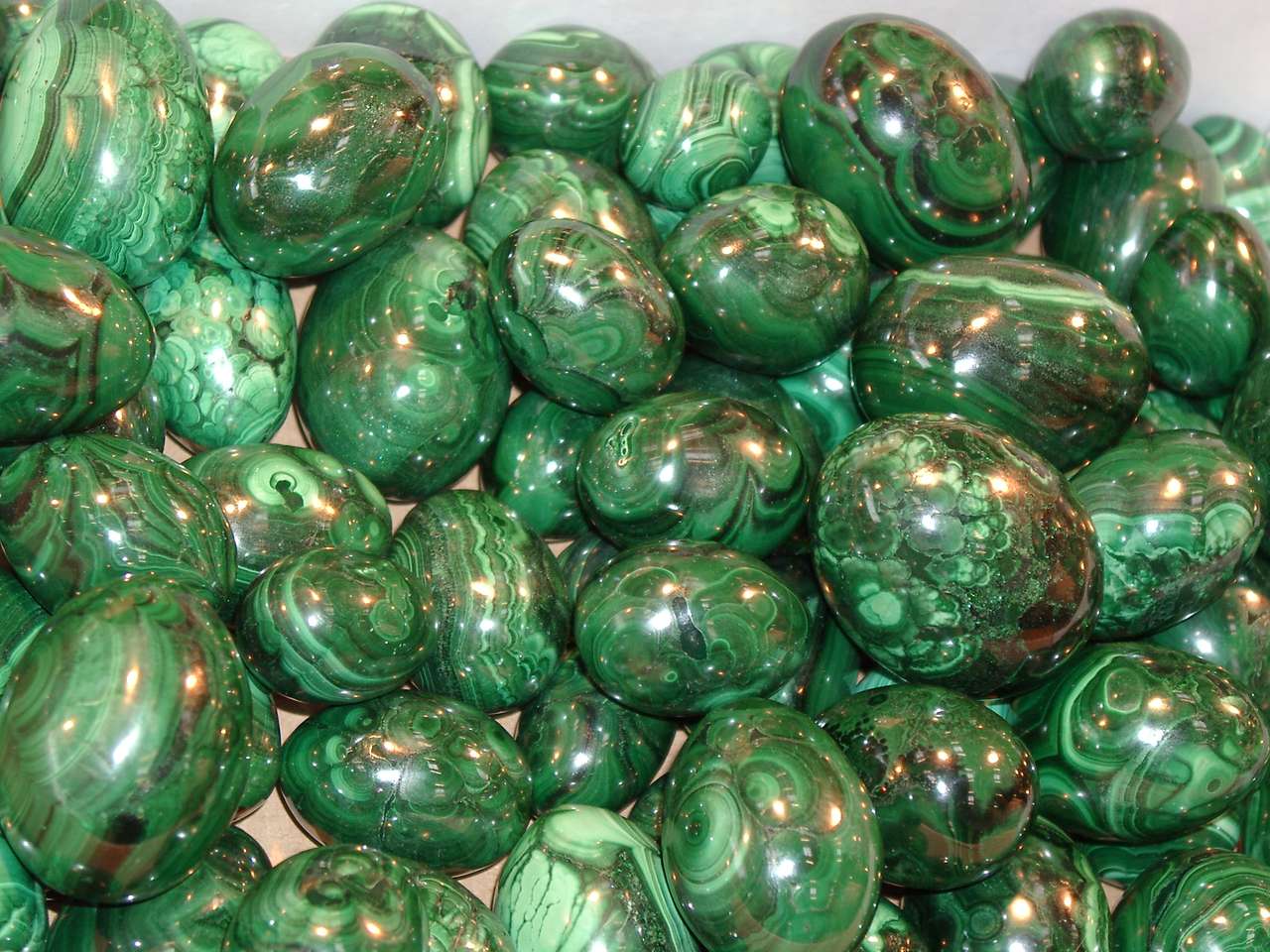 Великденски яйца от малахит онлайн пъзел