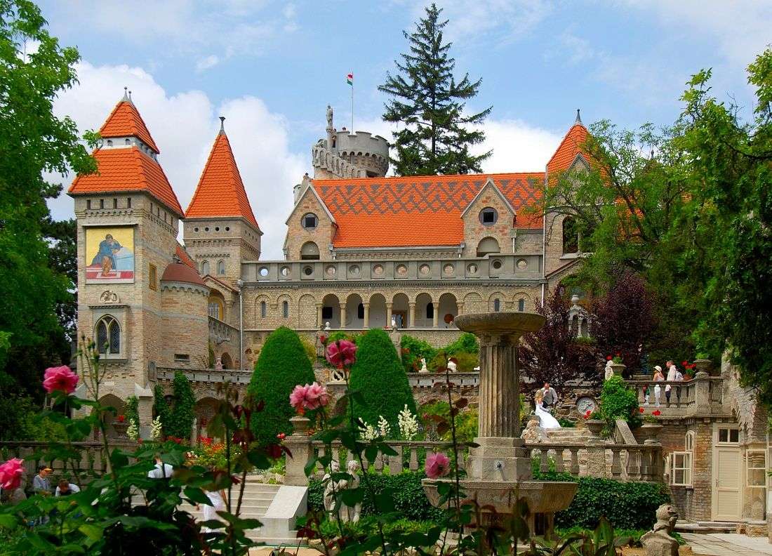 Замок Бори Вар в Угорщині онлайн пазл